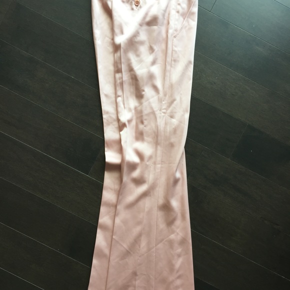 Satin BCBG Petal Pink pants never worn size 2 - Picture 3 of 6